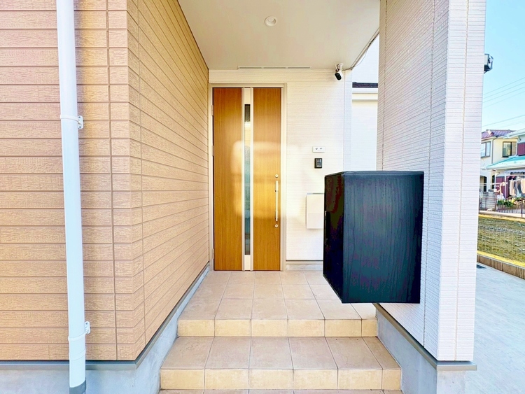 玄関 玄関を開ければ、そこは安らぎのご自宅。