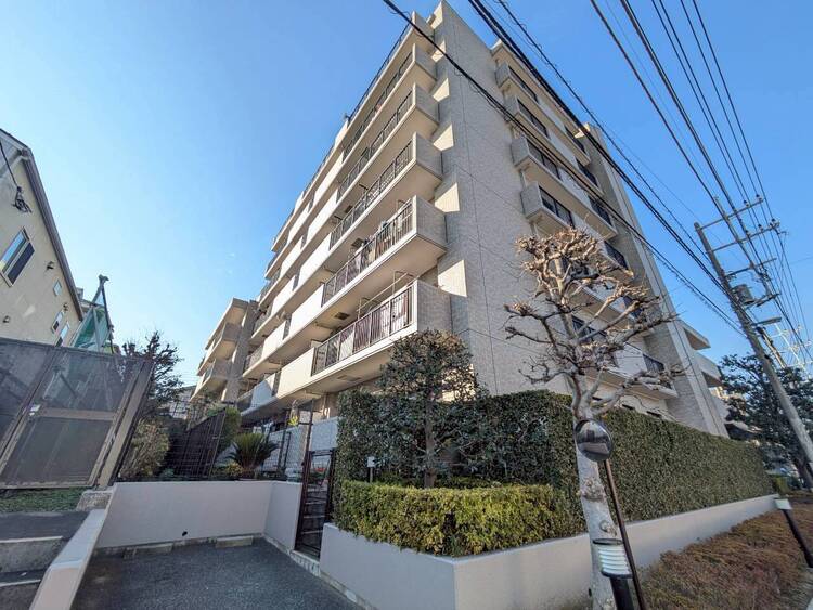 外観 資料には掲載していない情報が、現地にはたくさんあります。是非一度、現地をご確認ください。