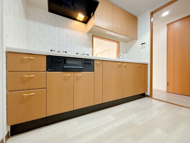 キッチン 洗練されたスタイリッシュなデザイン性と使いやすさを備えた仕様。