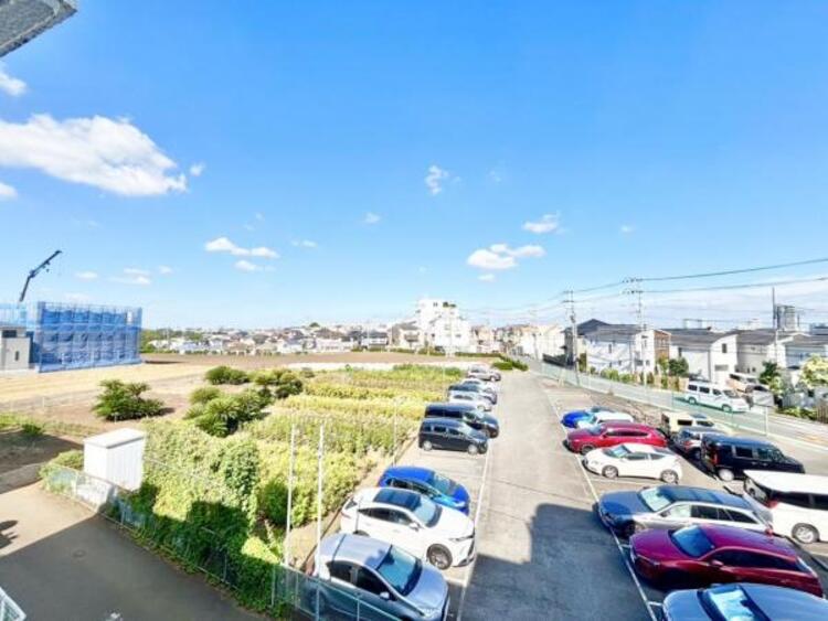 その他 ほっと一息つきたい時に望むこの眺望。リラックスできる空間になりますね。