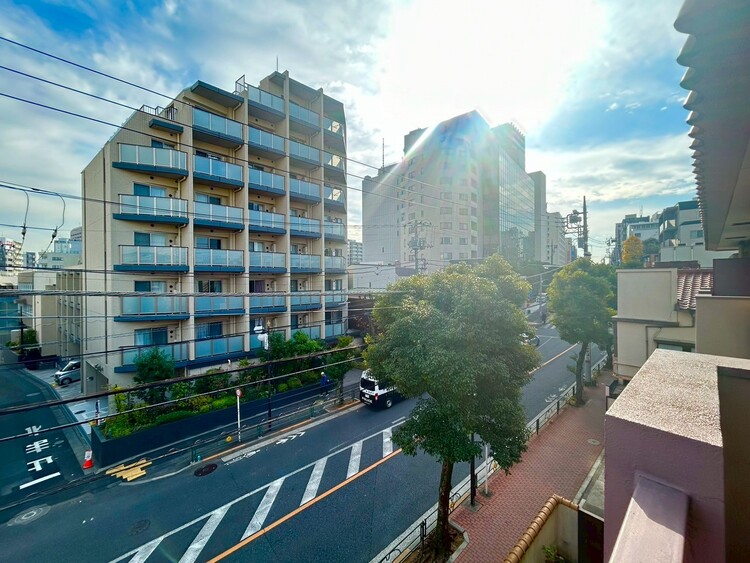 その他 眺望や窓からの景色が良いと、家で過ごす時間も快適です。