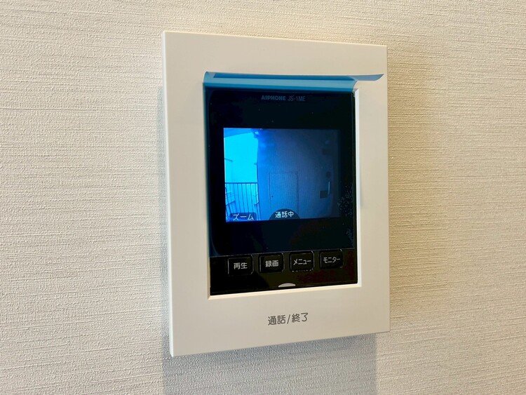 その他 誰が来てもわかる様にモニター付きインターホンを設置。