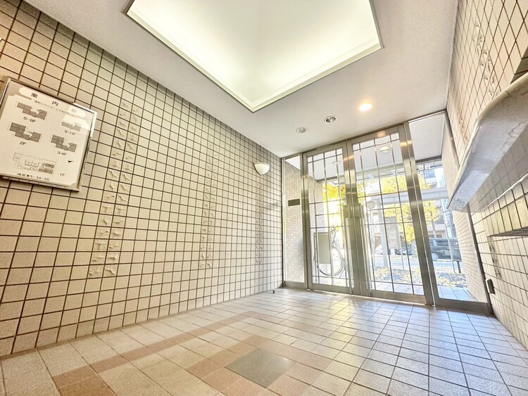 その他 館内は静寂な中が保たれており、管理が行き届いている印象を受けました。