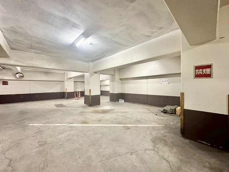 その他 駐車スペースが嬉しいですね。※空き状況は都度ご確認下さい。