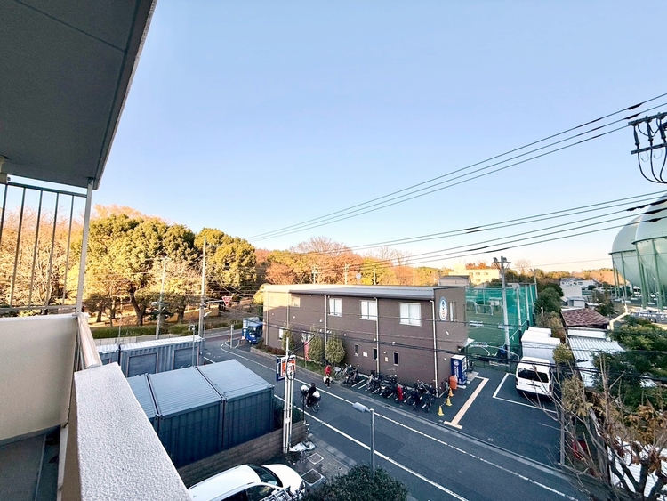 その他 眺望や窓からの景色が良いと、家で過ごす時間も快適です。