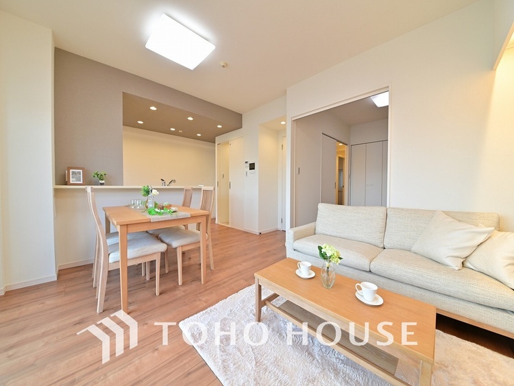 内装 ゆったりとくつろげる上質なリビングダイニング