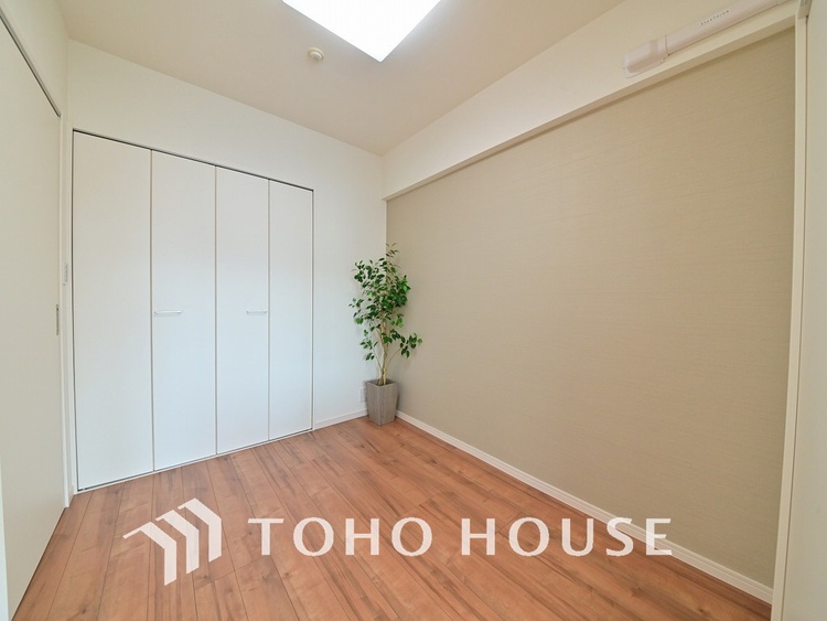 内装 シンプルですっきりとした室内は飽きのこない居心地の良い雰囲気です