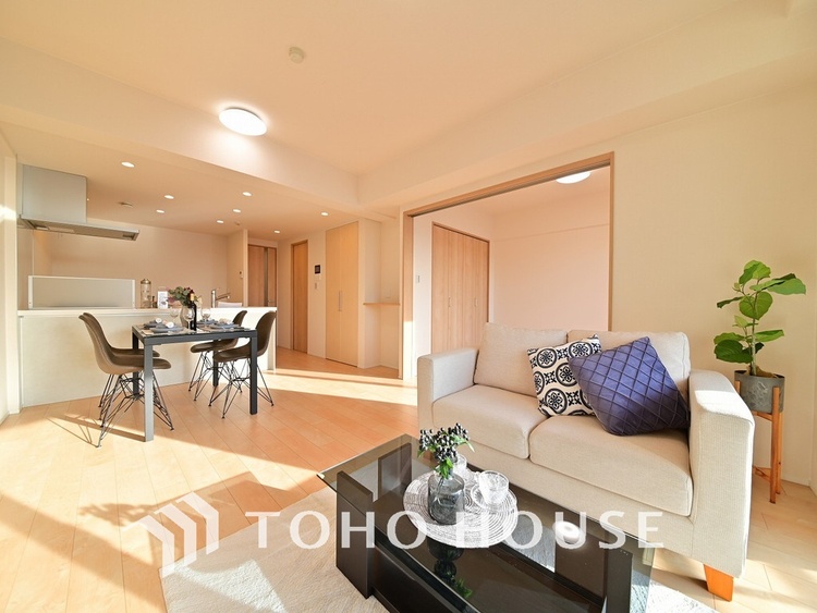 内装 ゆったりとくつろげる上質なリビングダイニング