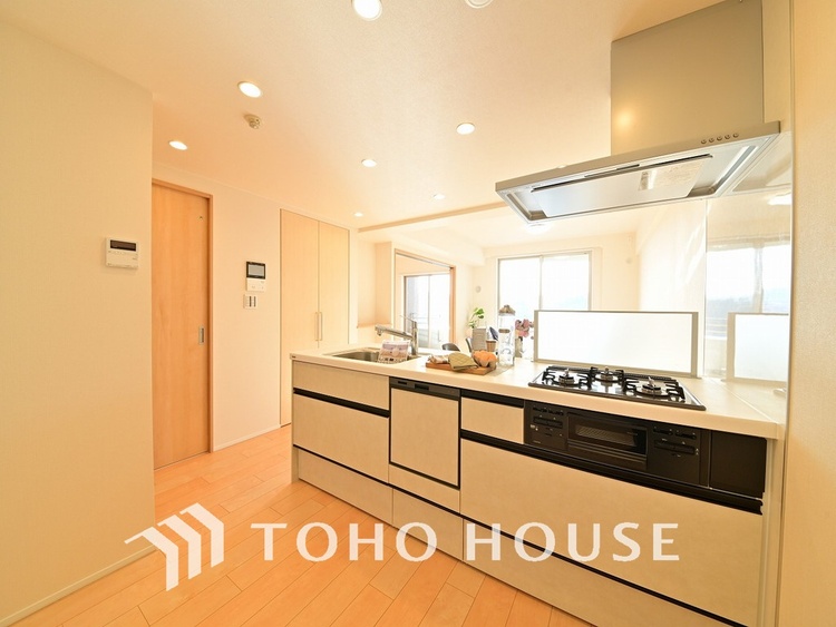 キッチン デザインと機能性を兼ね備えたシステムキッチン