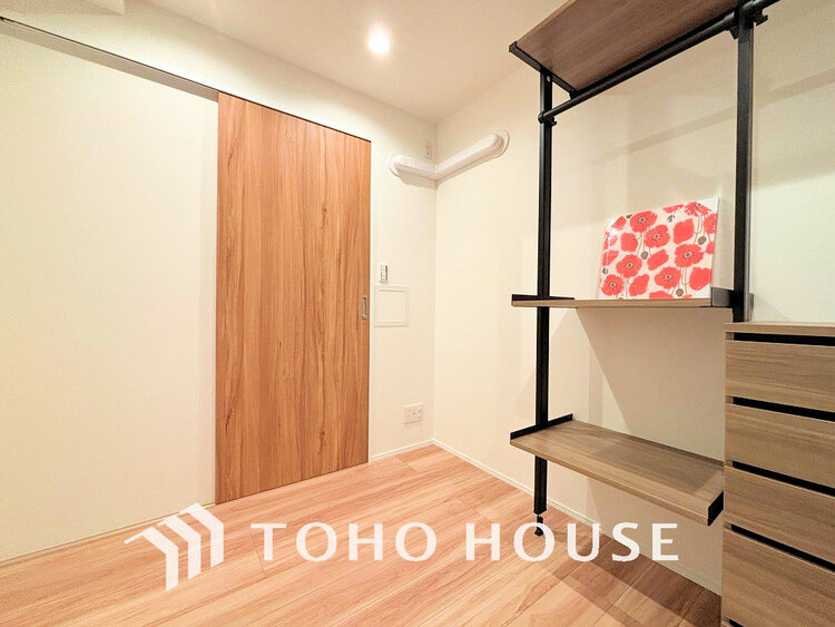 内装 シンプルですっきりとした室内は飽きのこない居心地の良い雰囲気