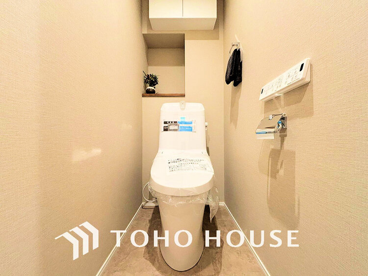 トイレ トイレには快適な温水洗浄便座付