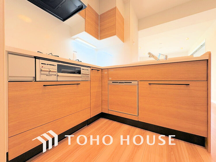 キッチン シンプルな部屋の雰囲気に溶け合うナチュラルキッチン