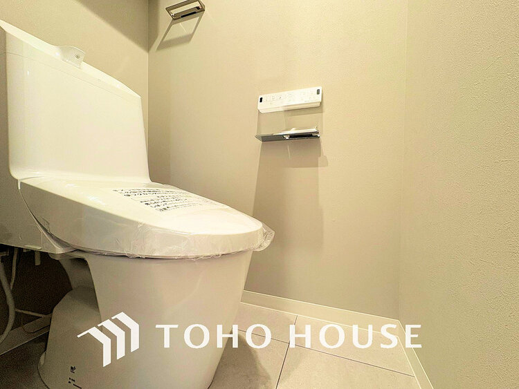 トイレ トイレには快適な温水洗浄便座付