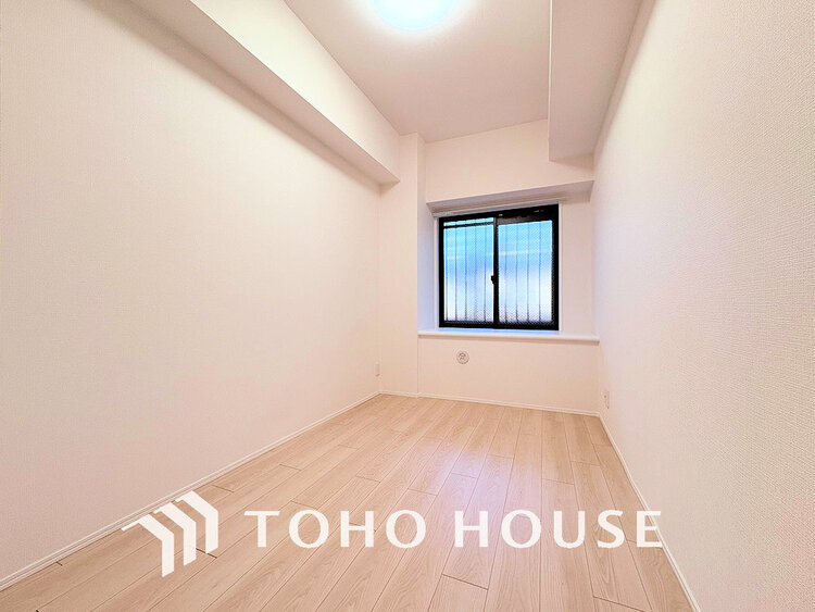 内装 シンプルですっきりとした室内は飽きのこない居心地の良い雰囲気