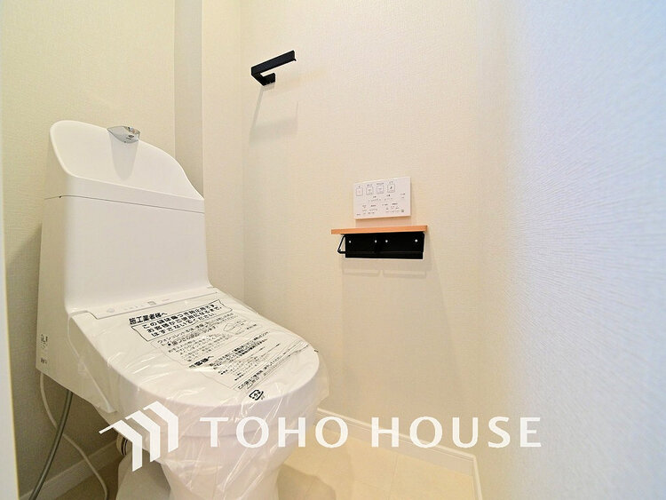 トイレ トイレには快適な温水洗浄便座付