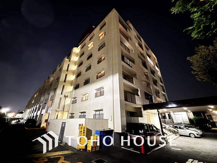 外観 〜「学芸大学」駅徒歩8分、駅近の賑わいと静けさが調和する暮らし〜安心の新耐震基準マンション〜