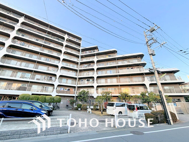 外観 〜「芦花公園」駅徒歩7分、新規リノベーション住戸〜5階部分・南東向きにつき陽当たり・眺望良好〜