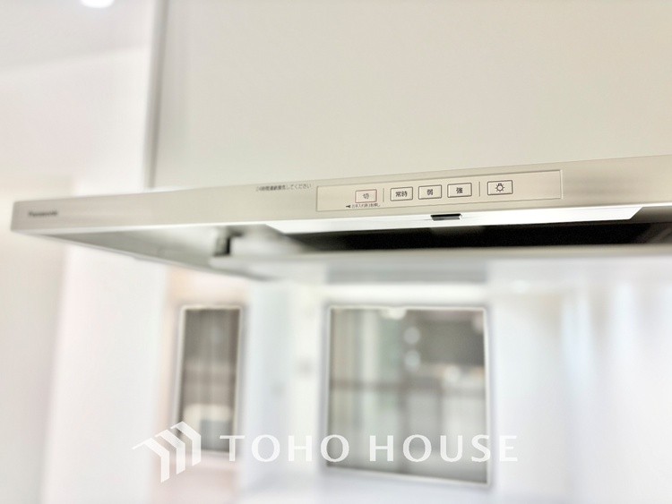 キッチン 五感を刺激する、美食のクリエイティブな場所。ここはただの調理場ではなく、豊かな人生を紡ぐための特別な空間です。