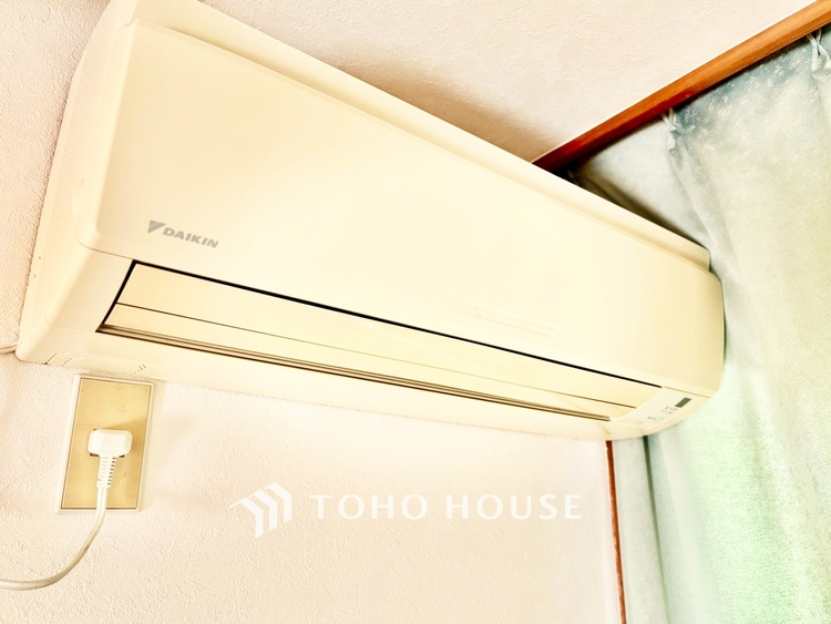 内装 ◆自身の道◆華道、剣道、そしてここで暮らす者の正道。物事の正しい考えや愛する家族とのコミュニケーション。そんな考えの暮らし方がこの空間にも散りばめられている。