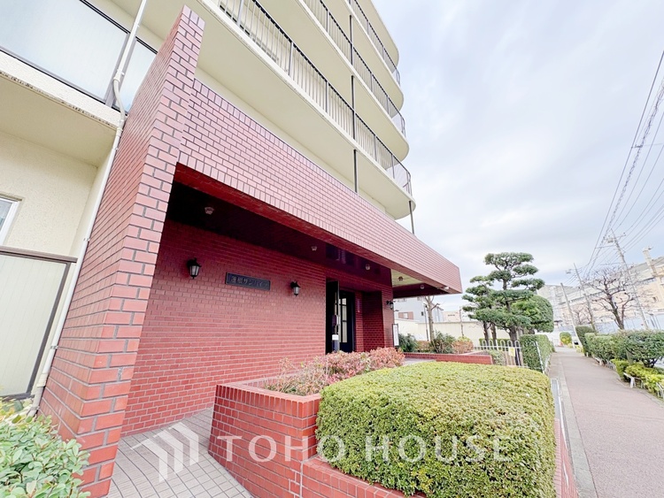 外観 スケルトンリノベーション（内装・設備・配管などをすべて解体し、間取りを含めて一から作り直す大規模なリノベーション）実施中！2026年1月末完成予定