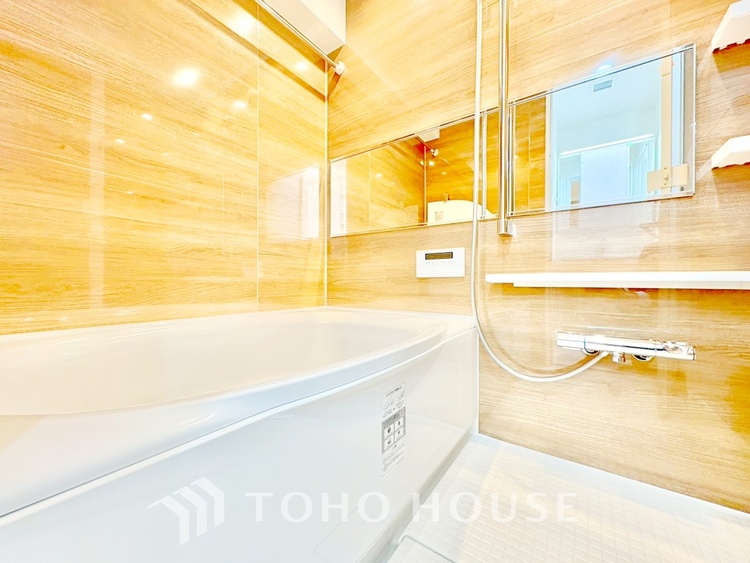 風呂 ◆夏の海の空◆あの頃の夏空のブルースカイ。太陽と潮のかおりが僕の鼻をかすめのんびりとしたリゾート地の情景が思い浮かぶ。心地よい夏の思い出のかおりを。