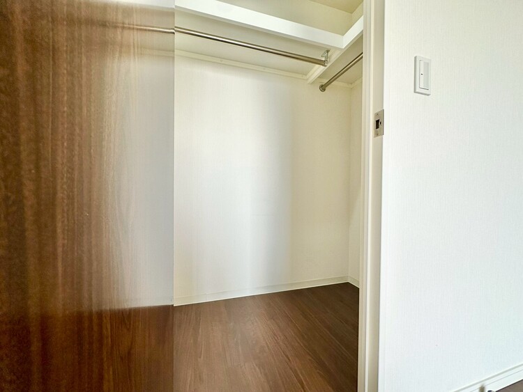 その他 収納スペースが付いていて、お部屋を広く使っていただけます。