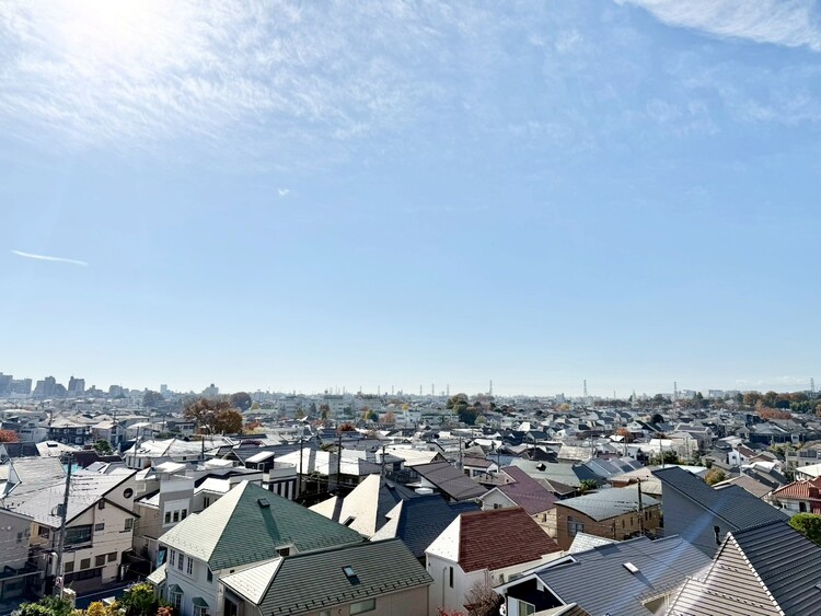 その他 眺望や窓からの景色が良いと、家で過ごす時間も快適です。