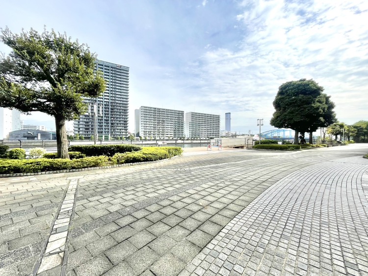 その他 館内は静寂な中が保たれており、管理が行き届いている印象を受けました。