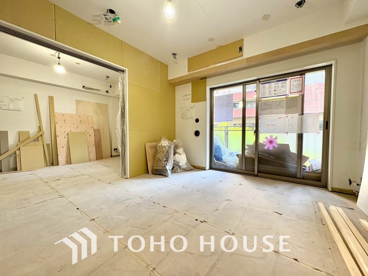 内装 現在改装中◆扉を◆開くとこの景色。家族の”おかえり”の声が聞こえてきそう。