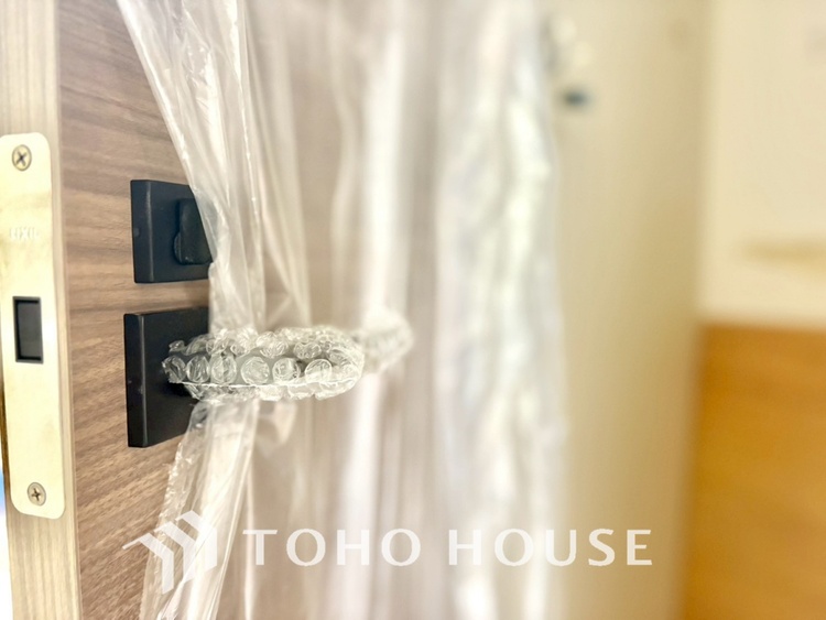 トイレ 現在改装中◆快適◆な生活に不可欠。節水型の高性能トイレを新設。