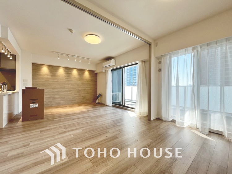 内装 【LIVING】◆家族◆愛する家族を一目で見渡せる。家族が集う空間。永遠に続く幸せな毎日を、ここで。