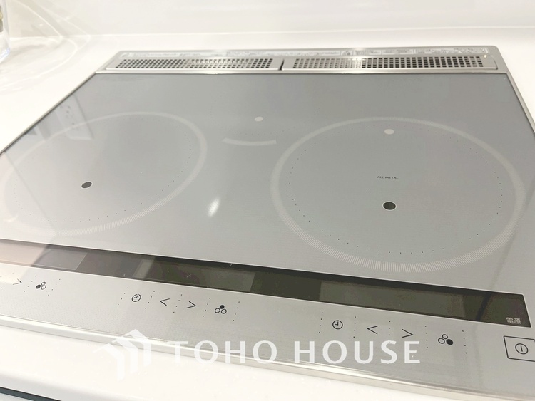 キッチン 【KITCHEN】◆家族のおはよう◆の声を笑顔で迎えてあげられるシステムキッチン。朝ごはんが楽しみでちょっと早起きしたくなるんです。