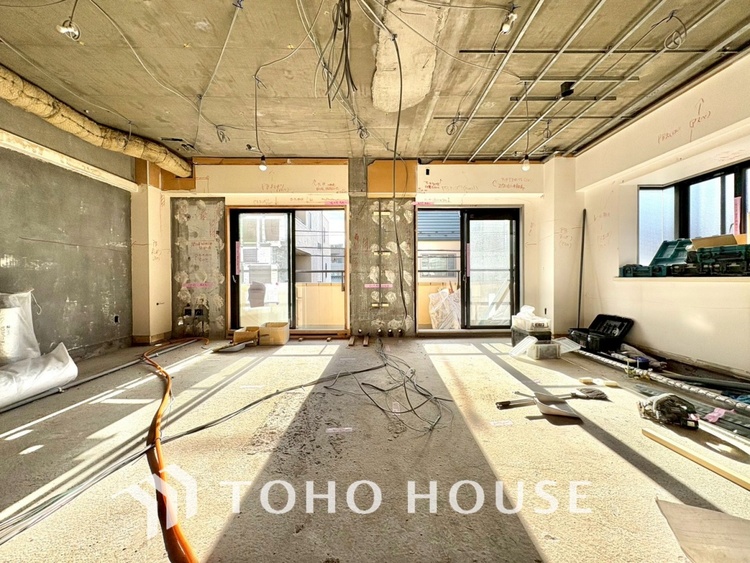 内装 現在改装中◆属毛離裏◆子は父を手本とし、母に愛育されて成長する。家族の深い繋がり。いつまでも大切にしたい。