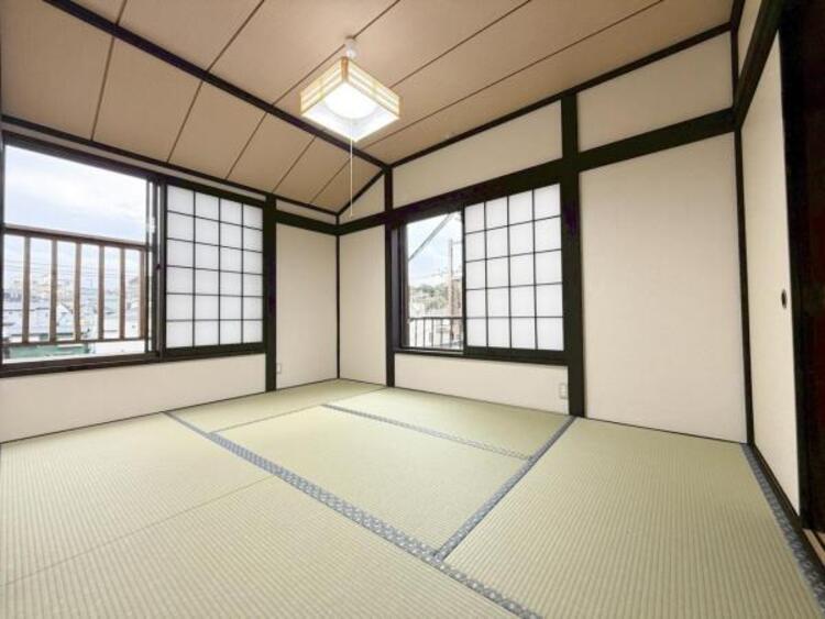 内装 自分の時間を充実させながら心豊かにできるプライベート空間！！穏やかな寛ぎを届ける仕様のゆとりある居室。個室のお部屋が欲しいという要望に応える設計で、過ごす時間が長くてもゆったり落ち着いて過ごせそう！！ 