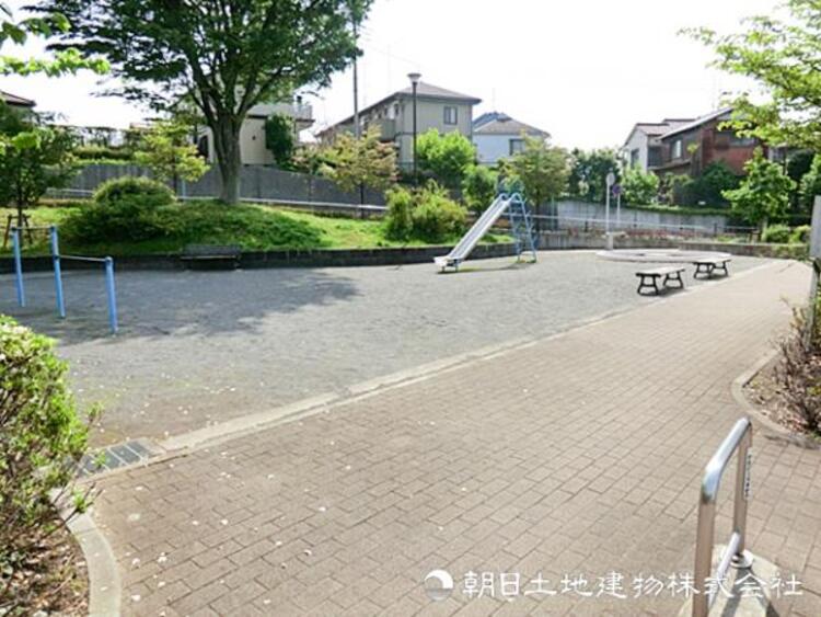 周辺 六角橋六丁目公園280ｍ