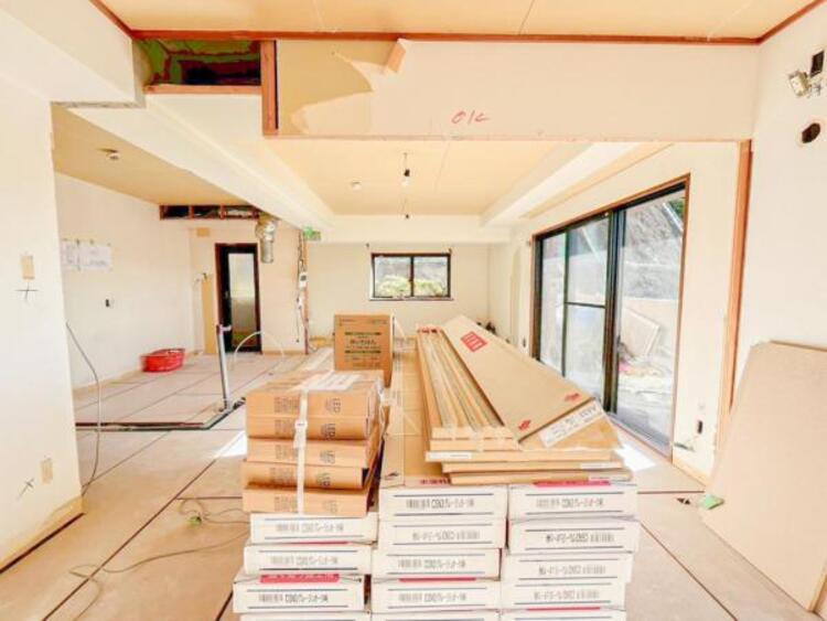 居間 健やかな時間を過ごせるプライベートルームはとても大切です！！インテリアにも合わせやすいカラーリング！それぞれの居室に思い思いのコーディネートをしてより空間を演出することでよりいっそう大事にな空間に！