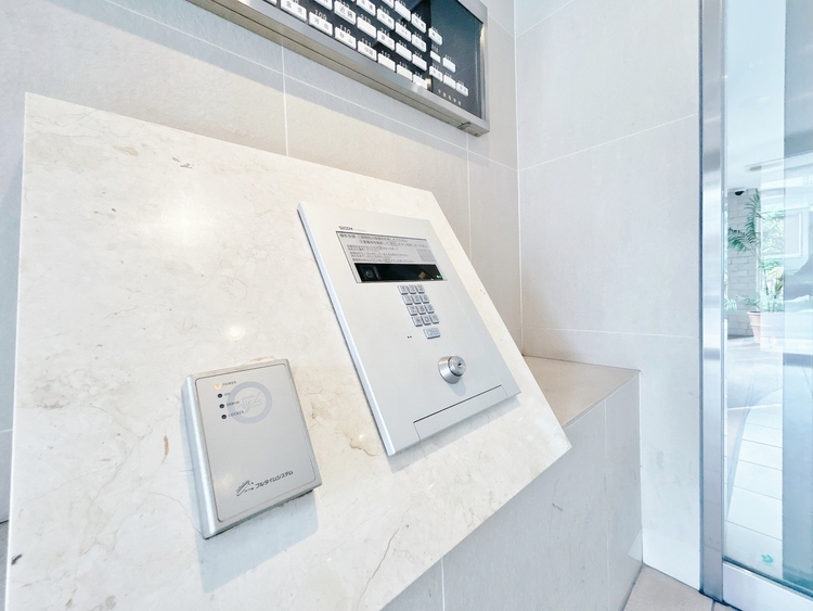 設備 オートロックを備えておりますので、セキュリティ面でも安心です。