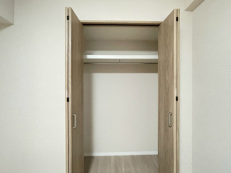 収納 居室にはクローゼットがあり、荷物もスッキリ収納して快適にお過ごしいただけます。
