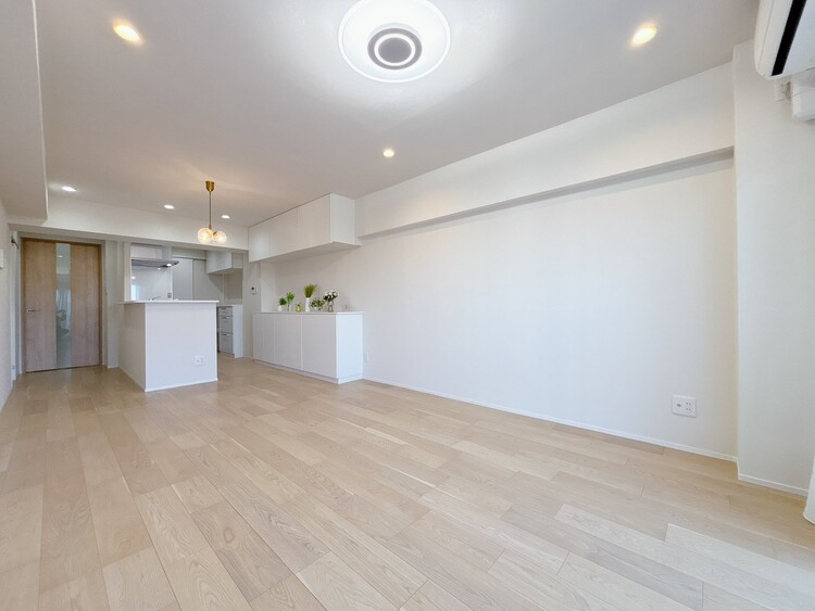 居間 過ごす時間が、たくさんの思い出として紡がれていく場所。