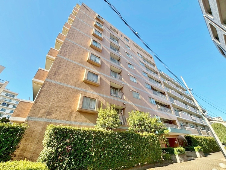 外観 現地に足をお運びいただいた際には、周辺散策などをお勧めいたします。