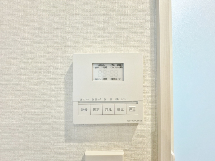 設備 浴室乾燥機がついていますので、入浴後の湿気対策も安心です。