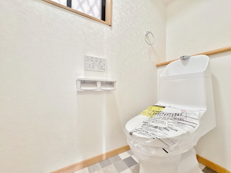 トイレ 暮らしの中のさりげないひとときの快適さにも、こだわりを、持って設備を配しております。