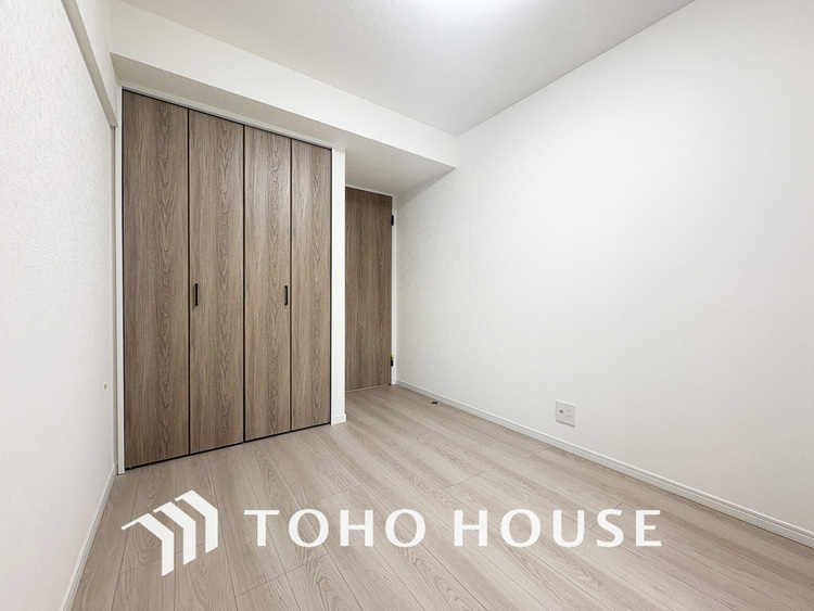 内装 1日の疲れを癒し、心地よく寛げるようゆったりとした広さをしています