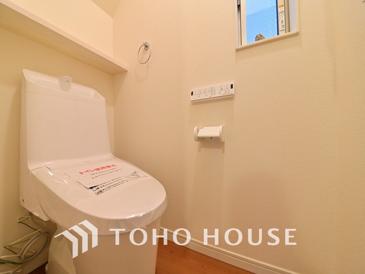 トイレ トイレには快適な温水洗浄便座付