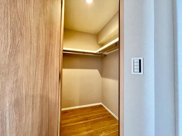 その他 家電やスーツケース、ストック品など何でも片付く嬉しい空間です。