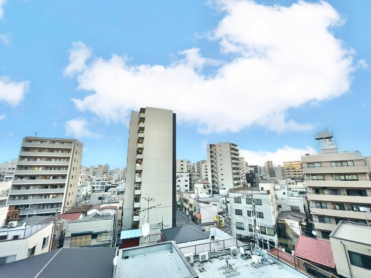 その他 眺望や窓からの景色が良いと、家で過ごす時間も快適です。