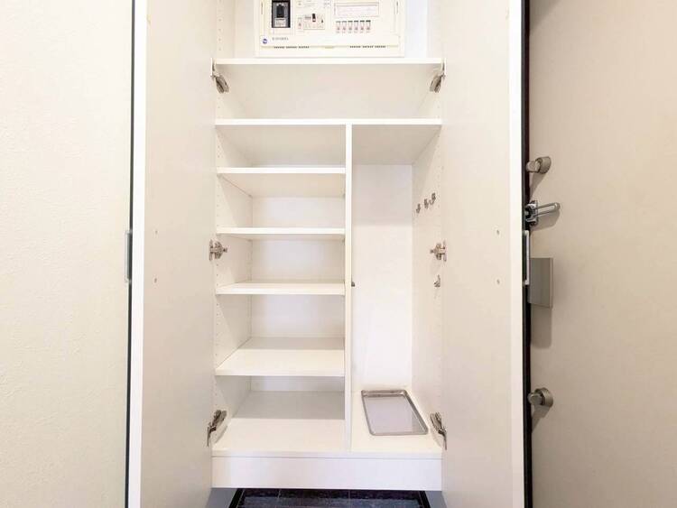 その他 収納スペースが付いていて、お部屋を広く使っていただけます。