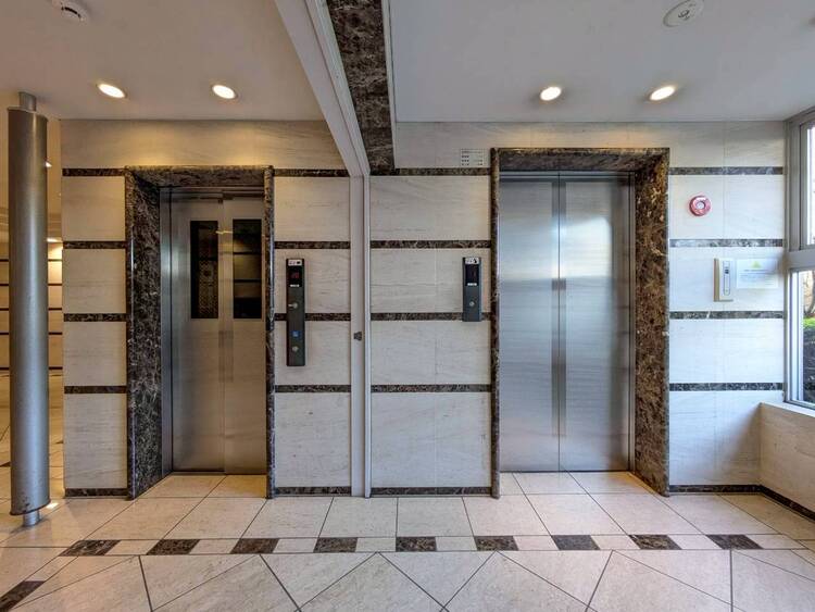 その他 エレベーター完備のため荷物が多くなっても安心。