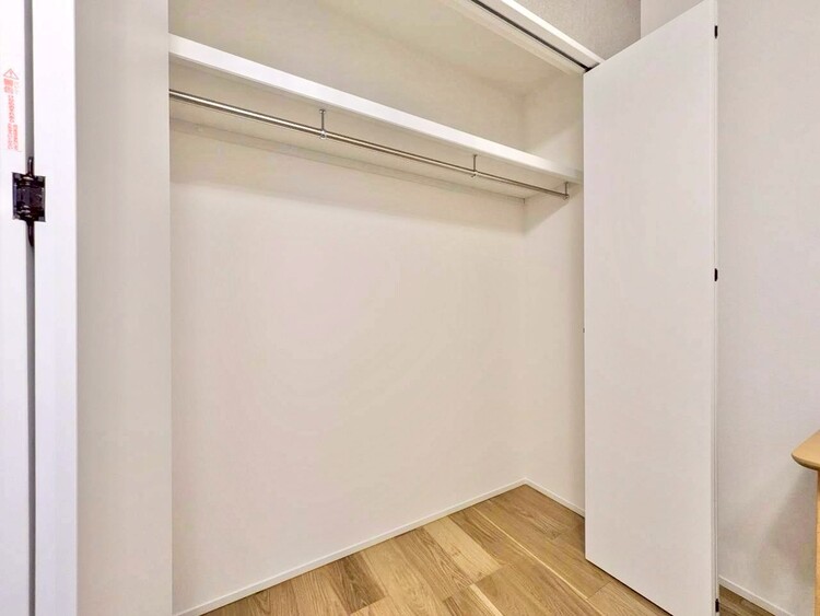 その他 収納スペースが付いていて、お部屋を広く使っていただけます。