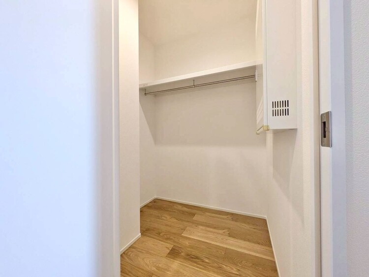 その他 家電やスーツケース、ストック品など何でも片付く嬉しい空間です。